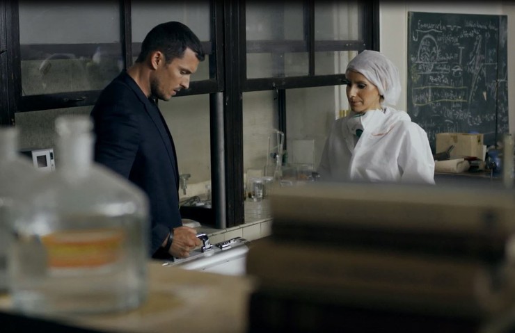 Noro preberá kufrík