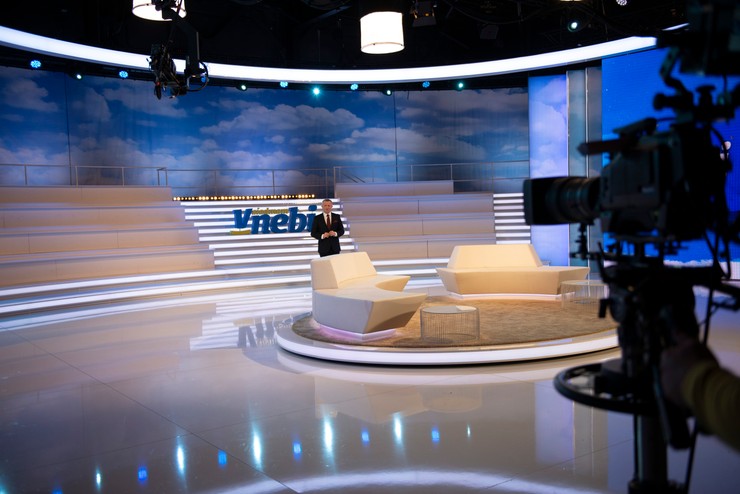 V siedmom nebi - nakrúcanie bez divákov v hľadisku