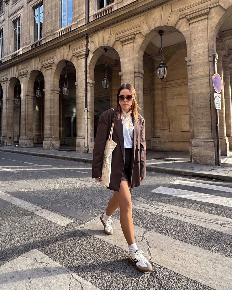 Nákupné maniačky - čokoládová hnedá farba