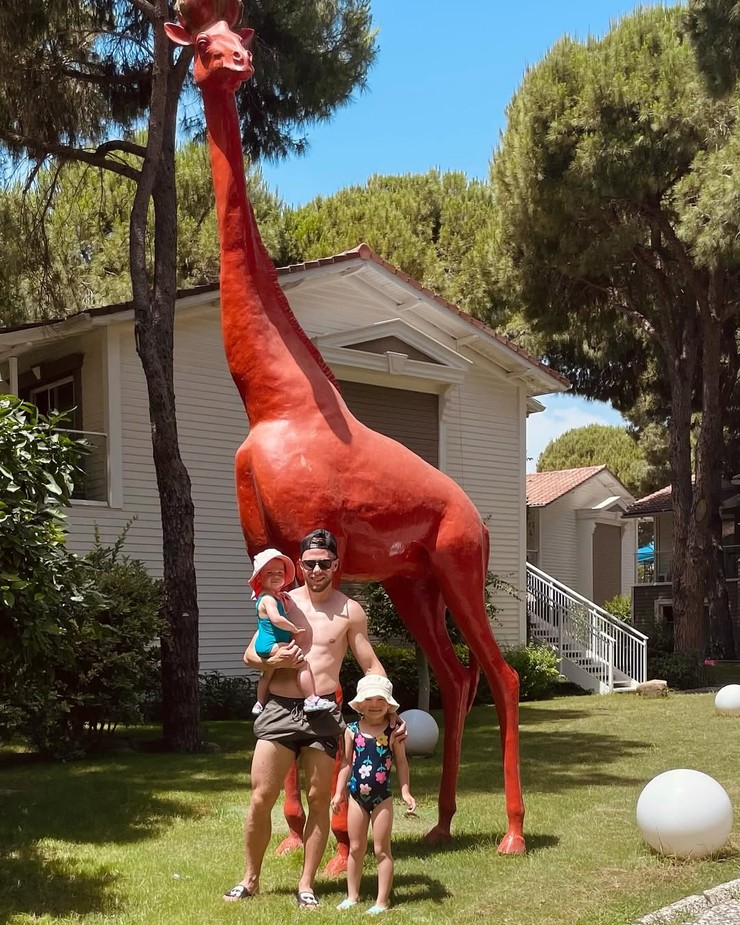 Matúš Sukeľ s rodinkou