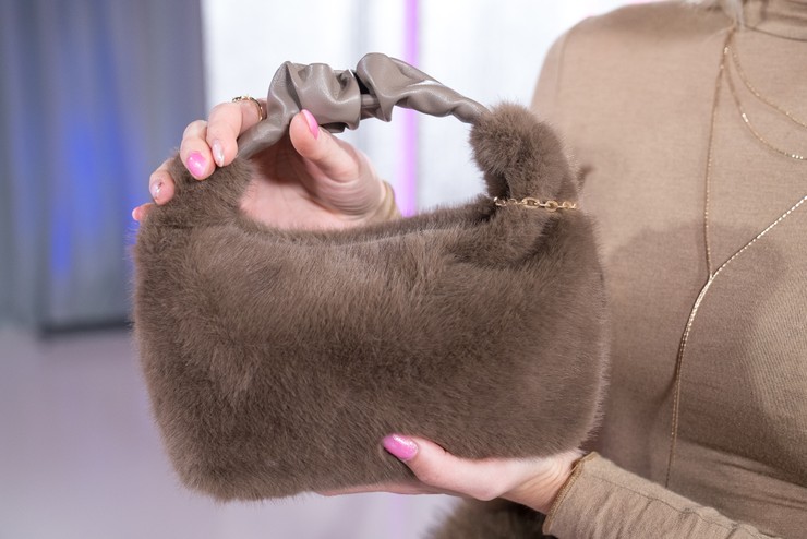 Nákupné maniačky: téma Obleč sa ako Ema Fajnor - Ľudmila