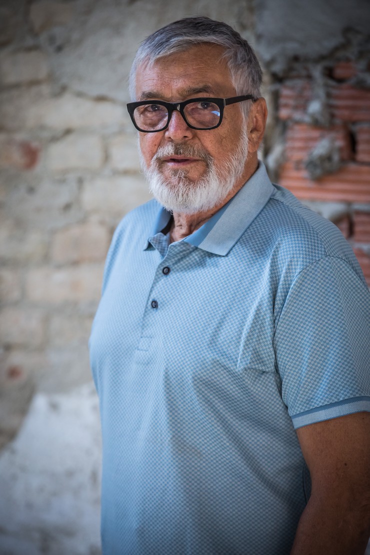 Jiří Bartoška v seriáli Za sklom