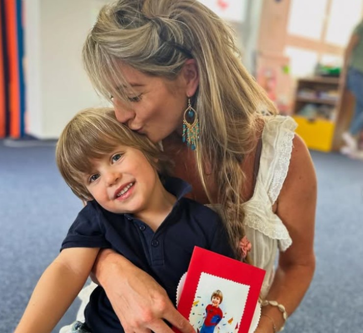 Jesse Puskailer s mamou Abbie