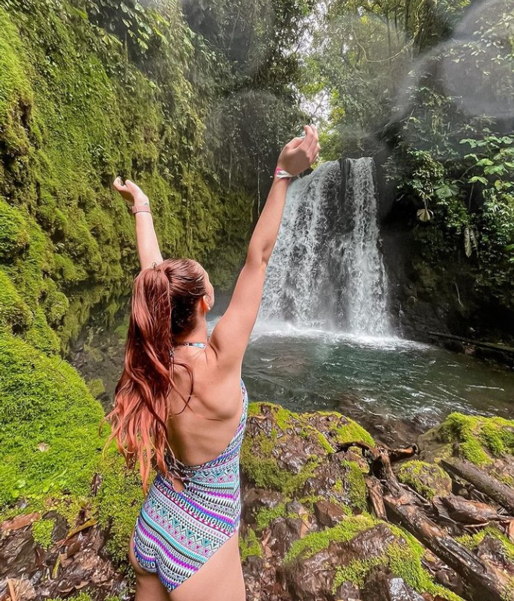 David Gránský s manželkou Nikolou na svadobnej ceste