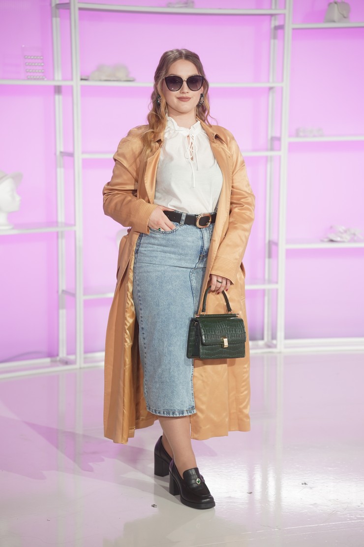 Nákupné maniačky: téma Satén - Mária