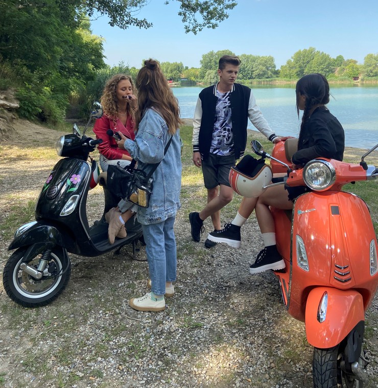 Nakrúcanie Zlatej rybky pri jazere Rovinka 