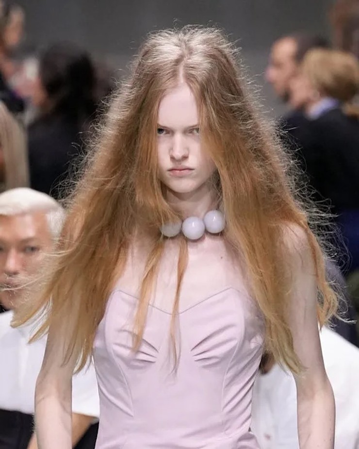 Nákupné maniačky - depressed hair