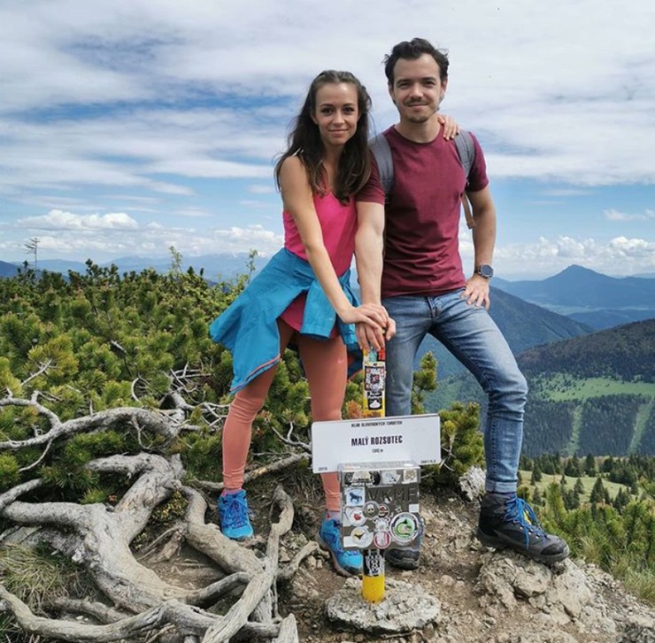 Dávid Hartl a jeho snúbenica Martina