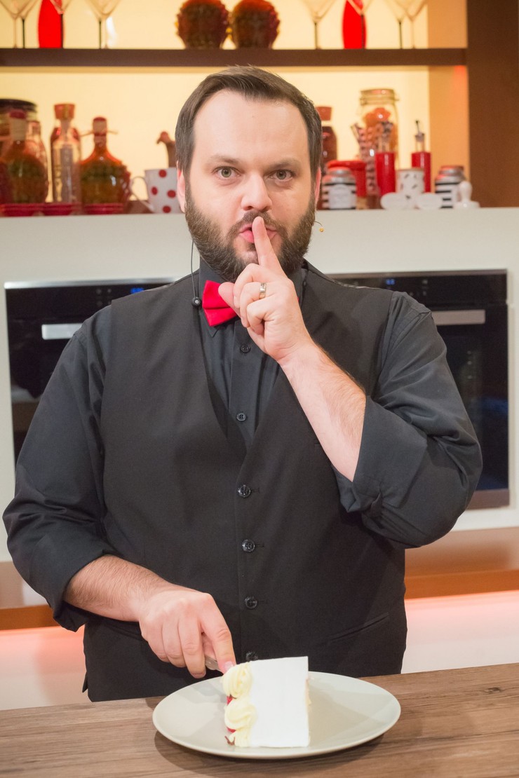 Moja mama 300 vyrocie torta.jpg