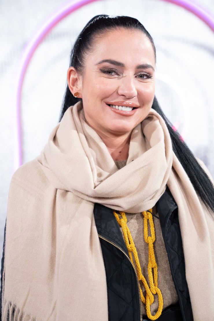 Nákupné maniačky: téma Zahalená až po krk - Marianna