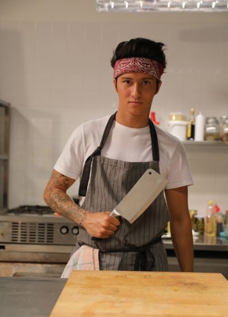 Tony Porucha v Delukse