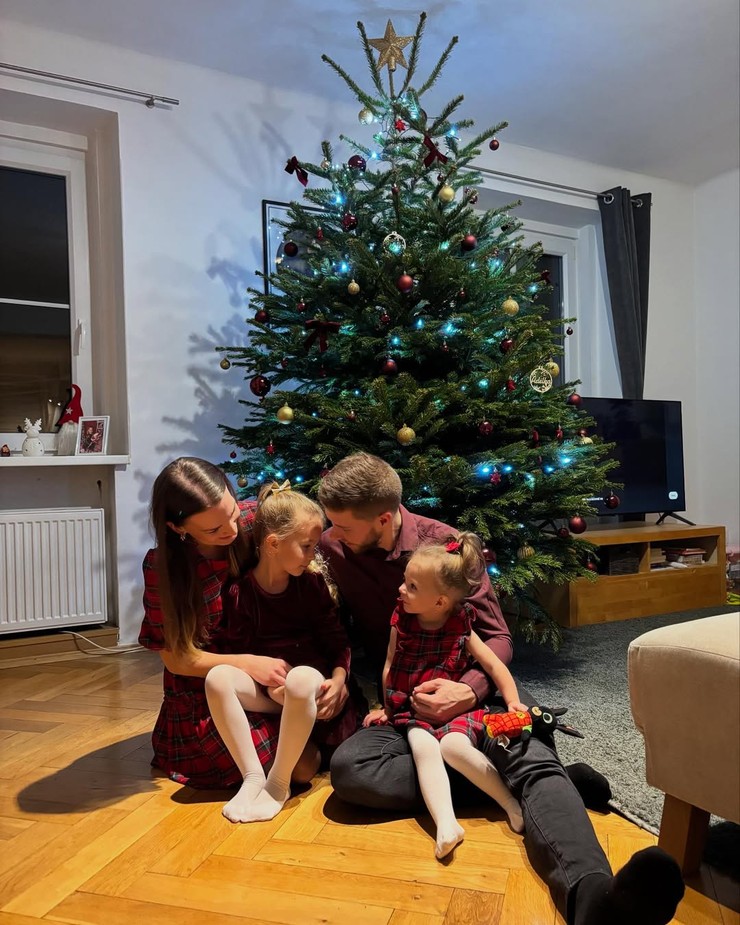 Matúš Sukeľ s rodinkou