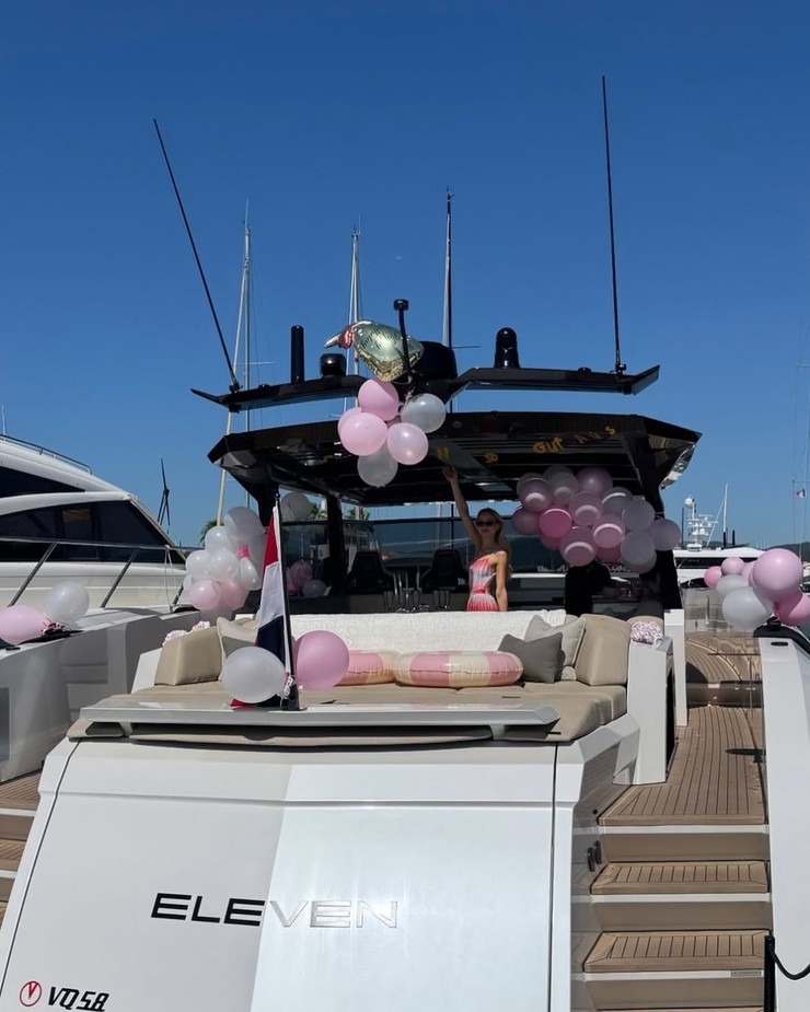 Geissenovci - Shania (1)