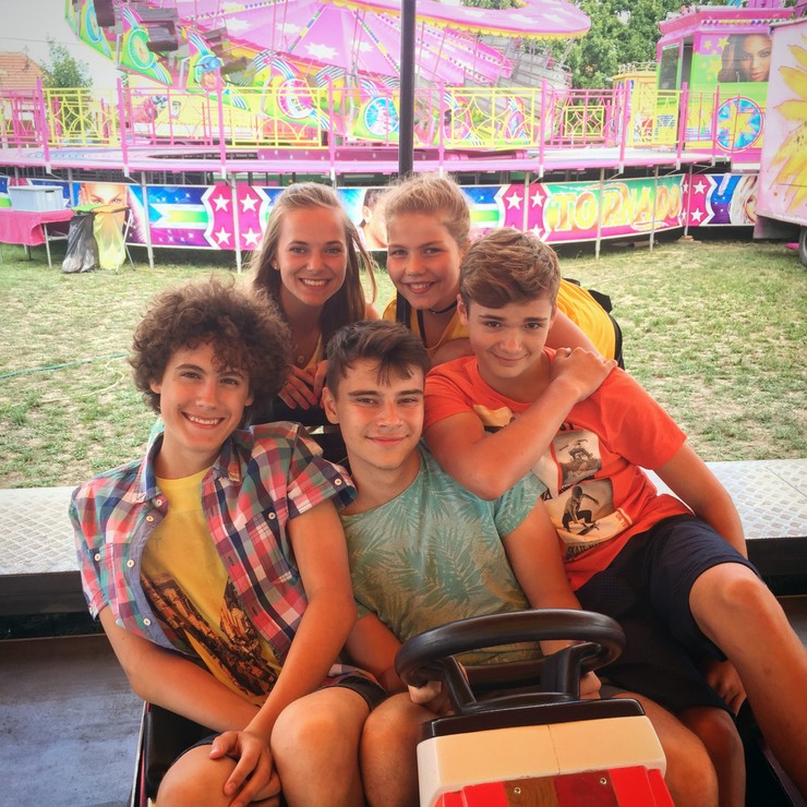 Nasi - Upútavka k tretej sérii na kolotočoch