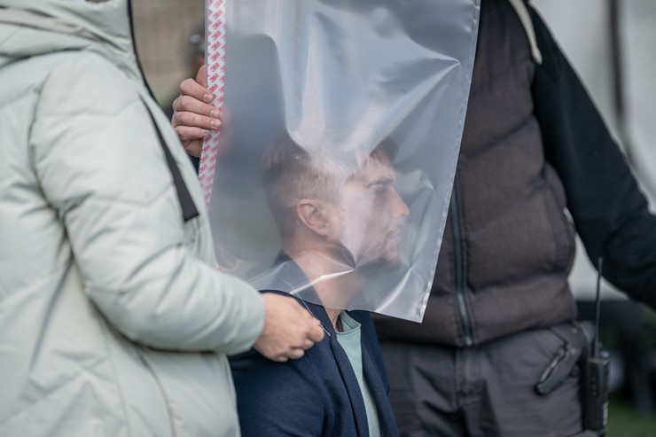 Einstein - nakrúcanie scény na futbalovom štadióne