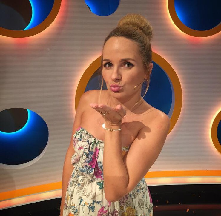 Zuzka Šebová posiela pusu