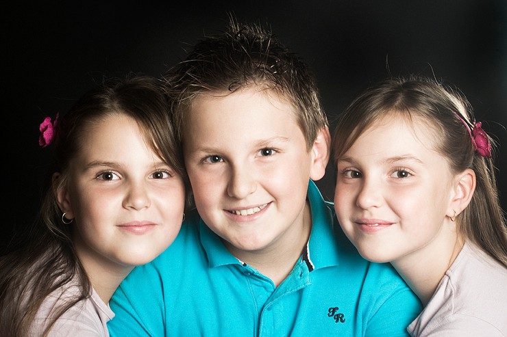Emma,Viki,Alex
