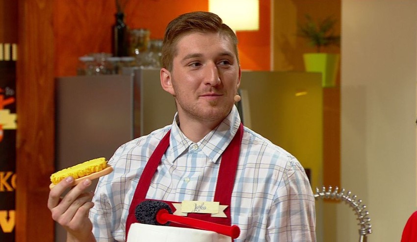 Jožko sa už zo stávky s moderátorom nevyvlečie: Po desiatich výhrach musí zjesť kefu!