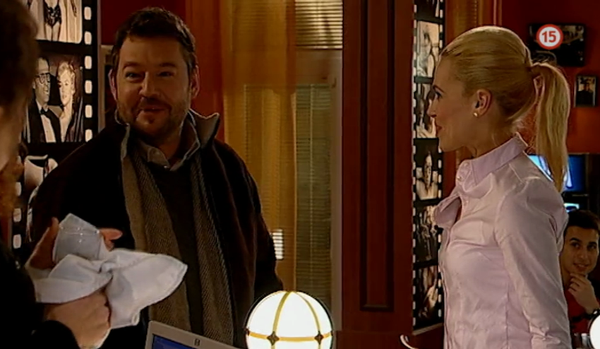 Ivana pri sexe hlučnejšia ako Hoffa, do Paneláku prichádza Hudák!