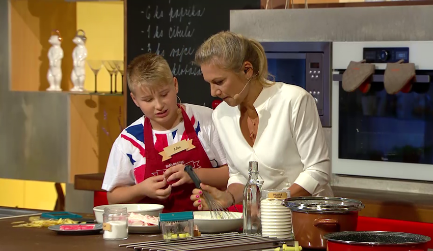 Manželstvo z toho asi nebude: Adam poslal špecialistku do "teplých krajín"!