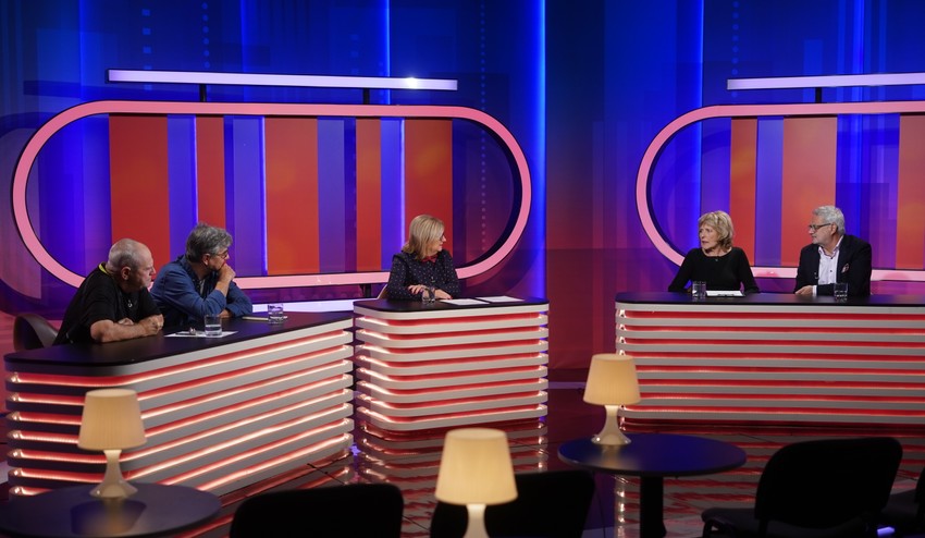 Do glosátorskej zostavy relácie Sedem sa vracia obľúbený komik s nezameniteľným humorom!