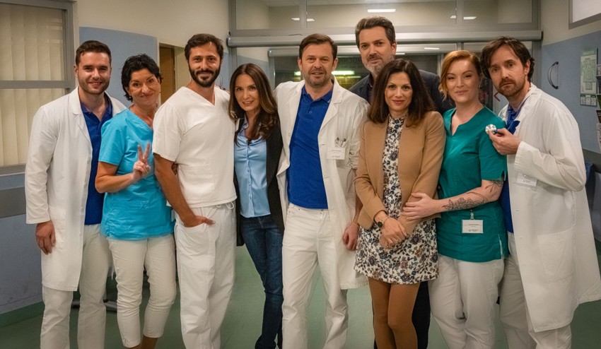 Sviatočná nálada s Nemocnicou: Pozrite si opäť vianočný klip, ktorý nahrali vaši obľúbení herci!