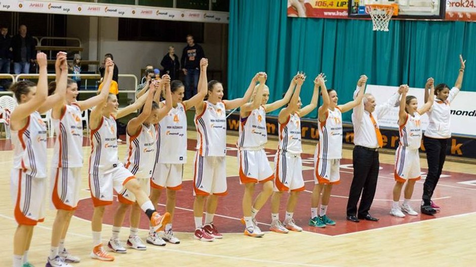basketbalistky Ružomberka radost po zápase