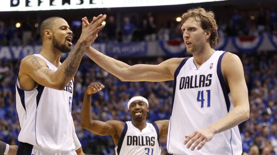 Dirk Nowitzki so spoluhráčmi