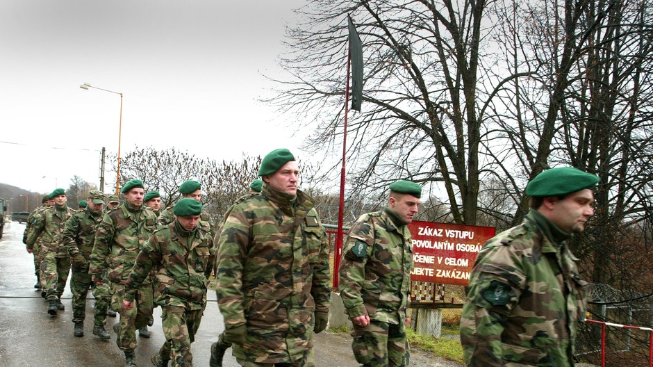 slovenskí vojaci ilustračné foto