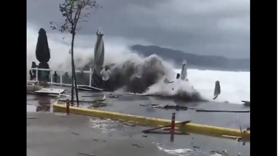 búrka Zorba sa rúti na Európu