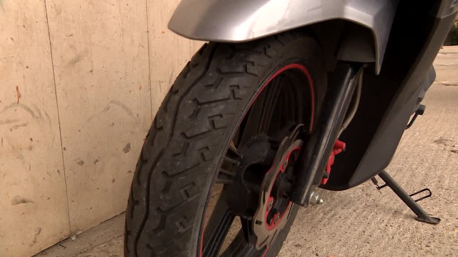 Skúter viedol iba 14-ročný chlapec. Na križovatke ale nedal prednosť1356