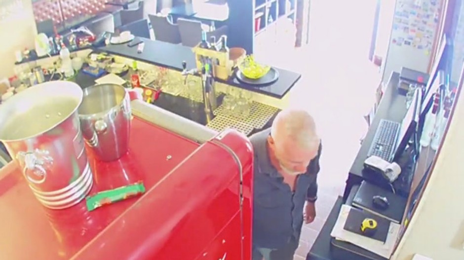 Muž kradol v kaviarni v Bratislave 