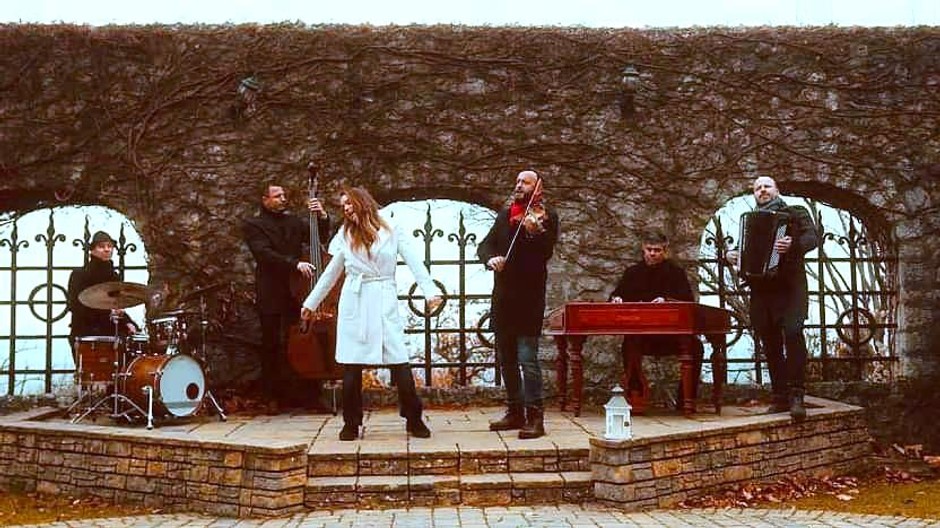 Lucie Vondráčková a Kandráčovci