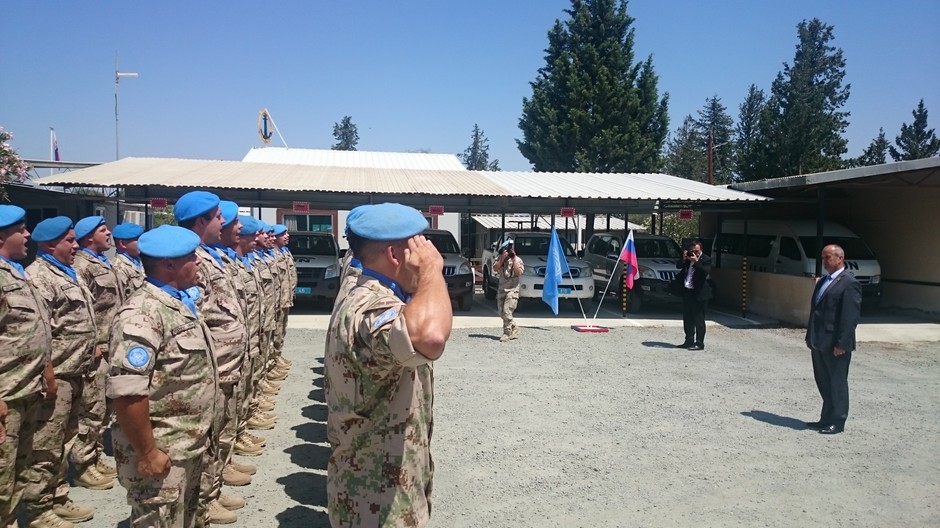 Cyprus, minister, vojaci