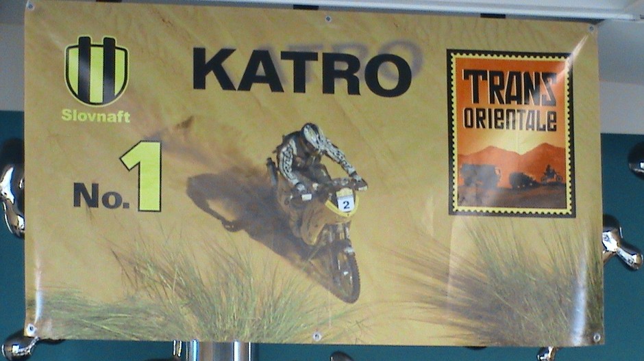 Katriňák na tlačovke