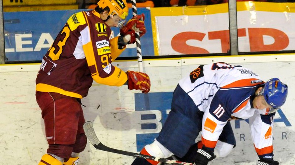 Dukla Trenčín-HK Orange SR 20