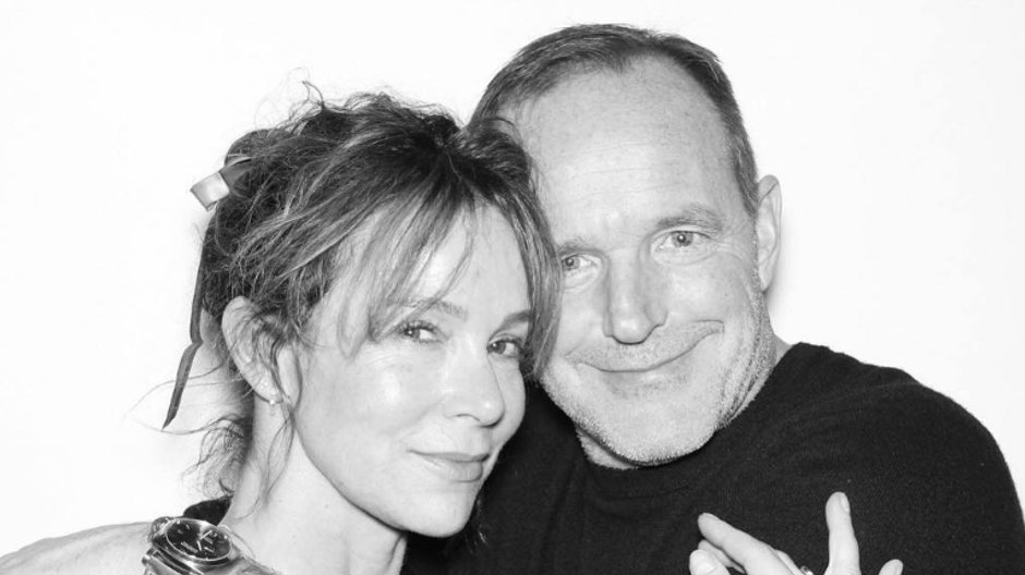Clark Gregg a Jennifer Grey 