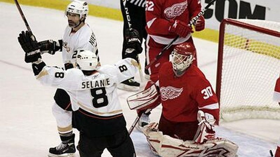 Detroit - Anaheim