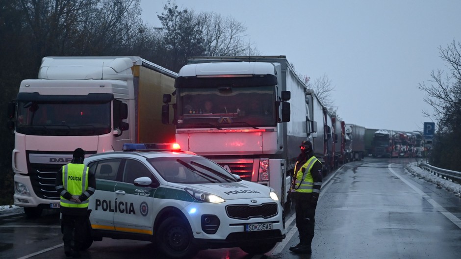 Vysne_Nemecke_UA_hranica_blokada_kamiony_006003245