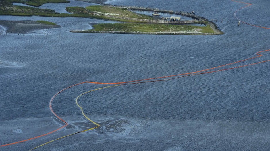 zabrany proti ropnej skvrne, ocean, pobrezie2