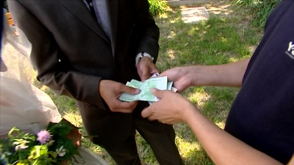 [multi] Manželstvo za peniaze. Polícia vyšetruje Slovenky, ktoré sa mali vydať účelovo 1582