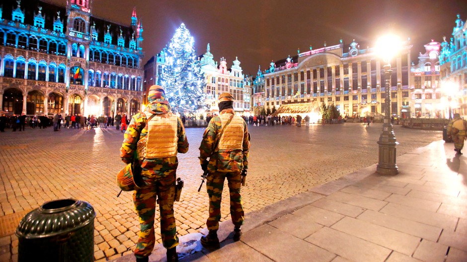 Brusel armáda námestie vojaci