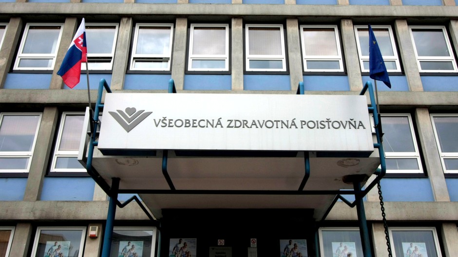 Všeobecná zdravotná poisťovňa stará budov Ružová Dolina