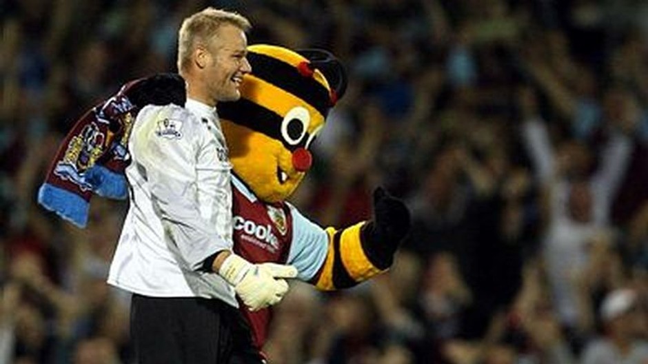 Burnley maskot