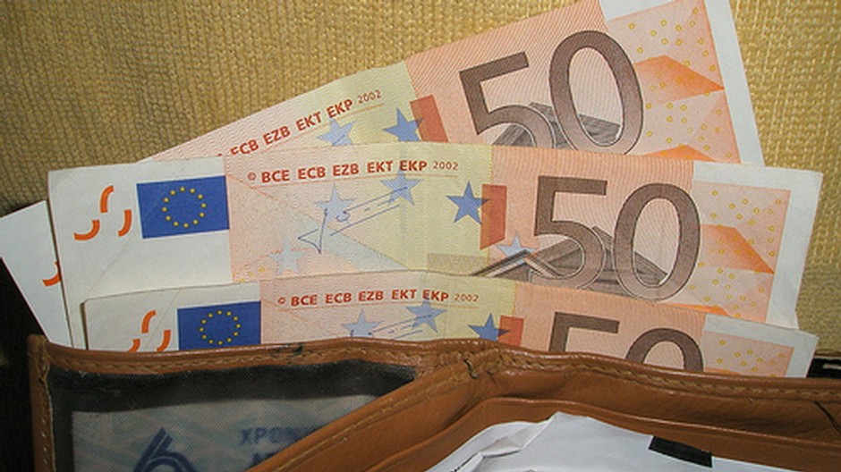 peniaze euro 50 vytrcajuce z penazenky