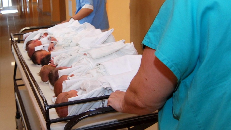 porodnica, narodene deti