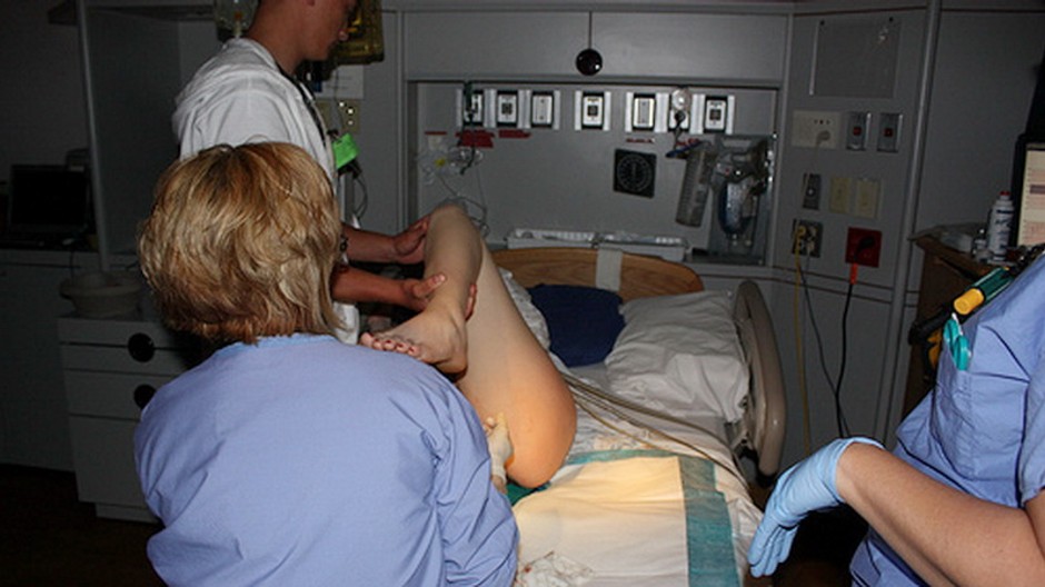 Pôrod, sestry, lekár, doktor, žena, rodička