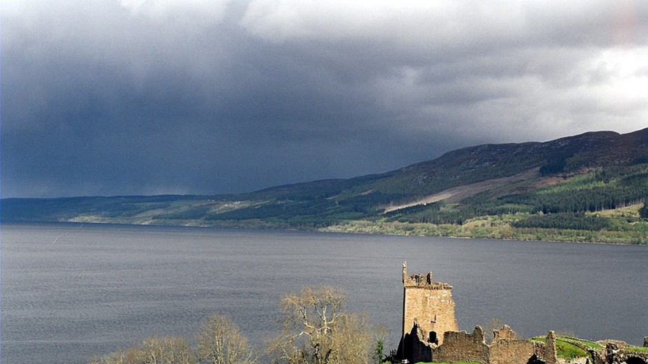 Lochnesské jazero, Škótsko