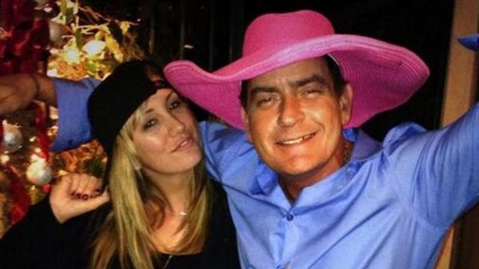 Charlie Sheen a Brett Rossi