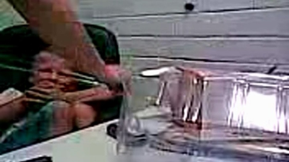 SBSkari tyrali maleho Erika